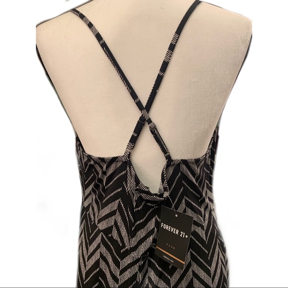 🆕 Forever 21+ Dress - Picture 4 of 6